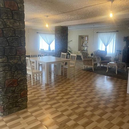 Holiday House Kutaisi Exterior photo