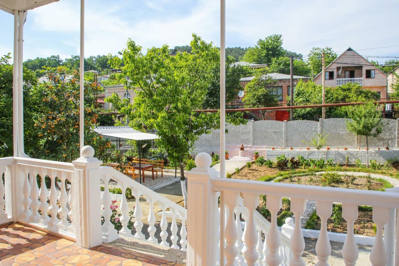 Holiday House Kutaisi Exterior photo